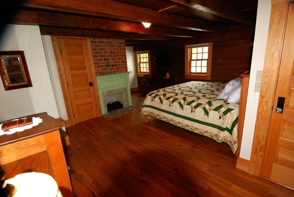 Silver Lake Bed And Breakfast (Adults Only) Harrisonburg Exterior photo